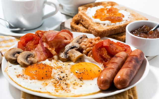 Holiday Inn Haydock M6 Jct23 by IHG