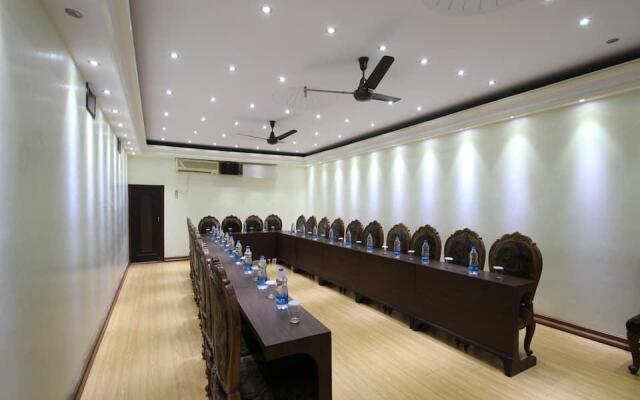 Hotel Naveen Deluxe