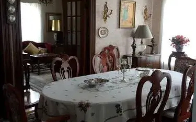 Auberge Nathalie Ora Guesthouse