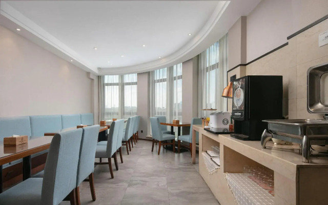 Shangyue Light Luxury Hotel (Desiqin China Construction Fifth Bureau Technical School Store)