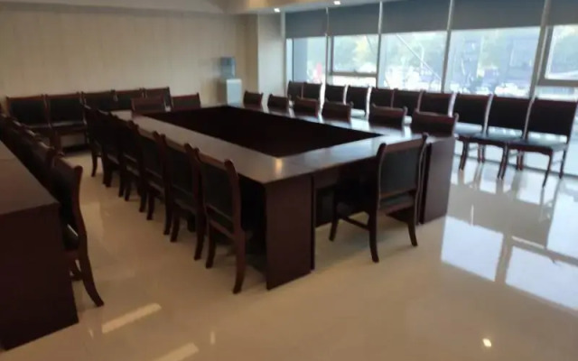 GreenTree Inn Xingtai Development Zone Zhongxing Road International Metro Hotel