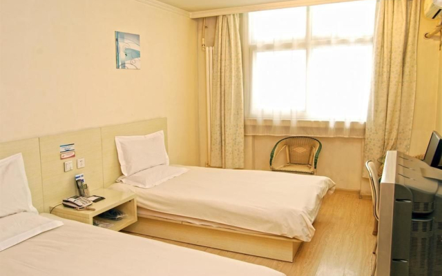 Shijiazhuang Youjia Inn Dongfeng Branch