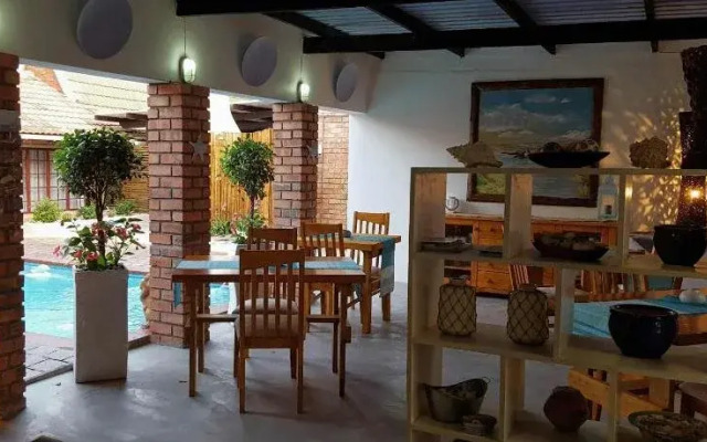 Pompano Guesthouse