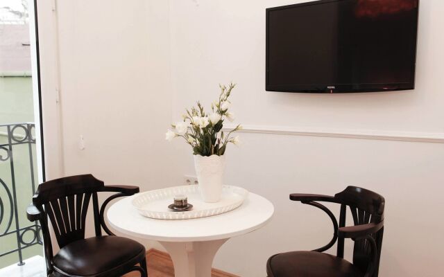 The White Swan Suites Beyoglu