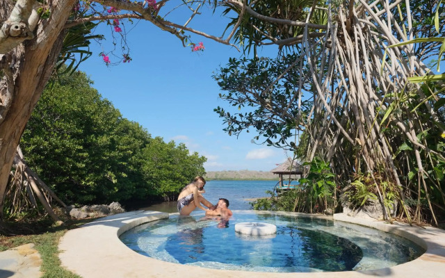 Mimpi Resort Menjangan