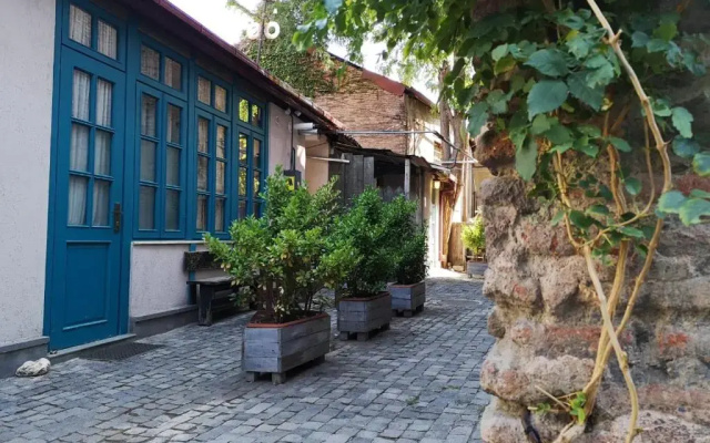3 Heritage Rooms