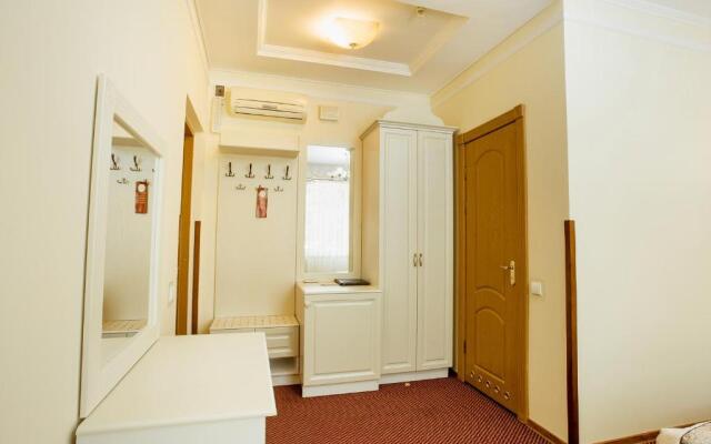Hotel Natalia 18