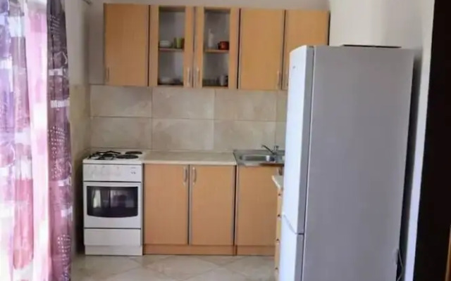 Lovely 2-bed Apartment in Vinisce, Close to Beach