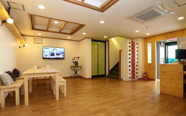 Chacharang Guesthouse