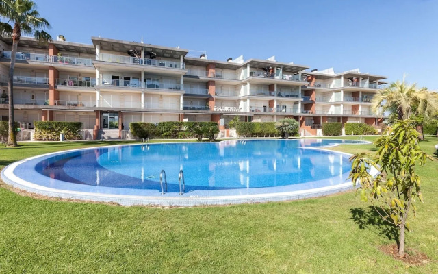 Brezo in Oliva With 2 Bedrooms and 2 Bathrooms