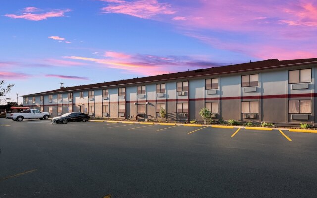 Red Roof Inn & Suites Vineland - Buena