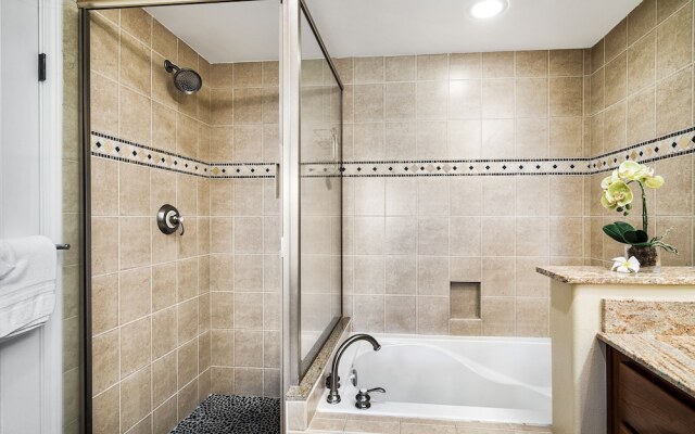 Waikoloa Beach S G2 2 Bedroom Condo by RedAwning