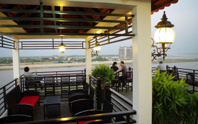 Le Grand Mekong Hotel