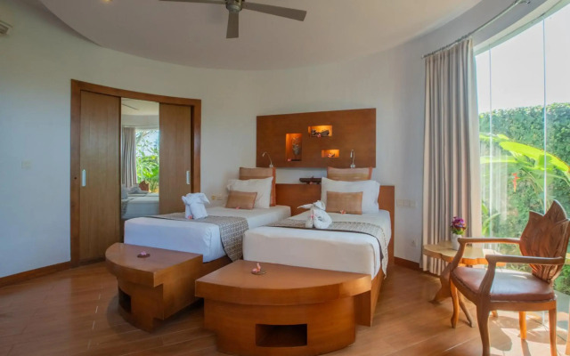 Floating Leaf Eco-Luxury Retreat