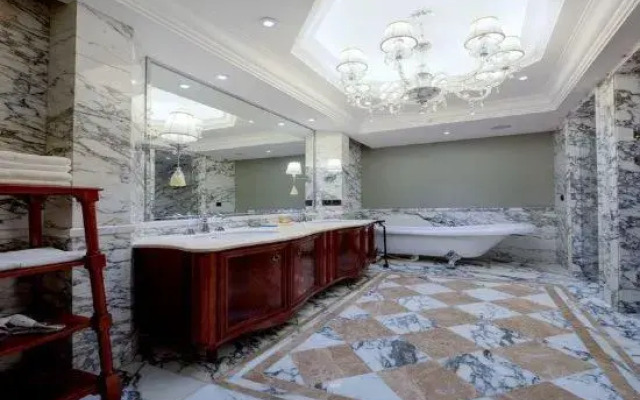 Royal Seaside Hotel and Hot Springs Xiamen