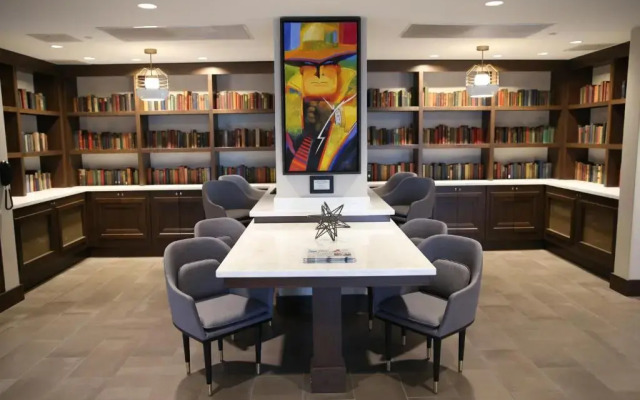 Hotel Indigo Naperville Riverwalk by IHG