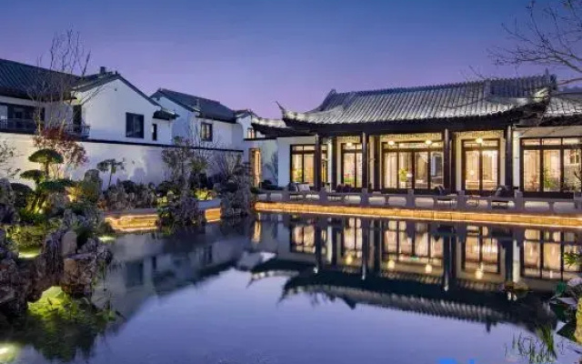 Yunshan Courtyard House