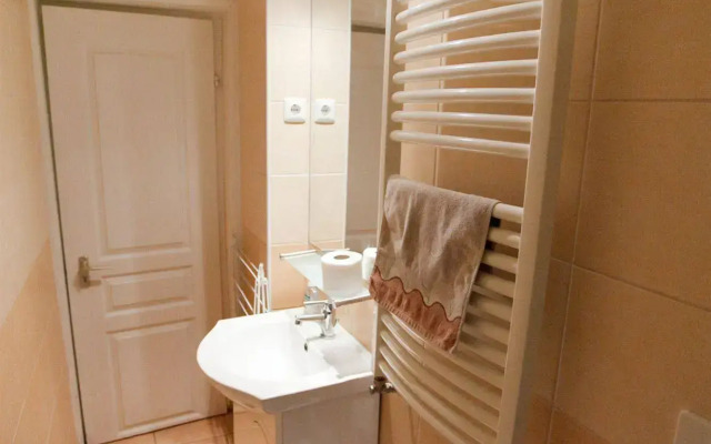 Budapest Easy Flat Opera