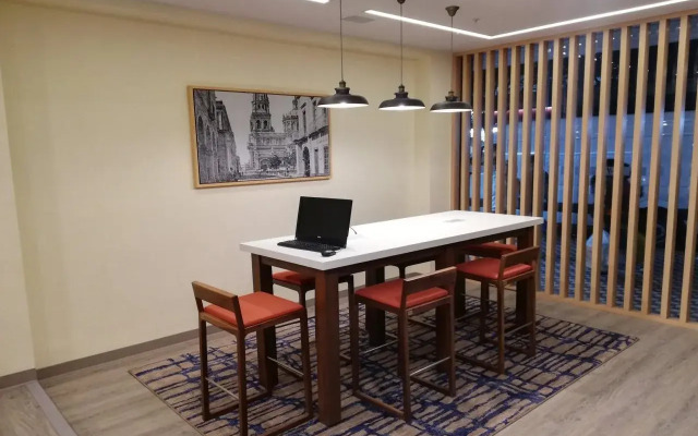 Holiday Inn Hotel & Suites Guadalajara-Centro Historico by IHG