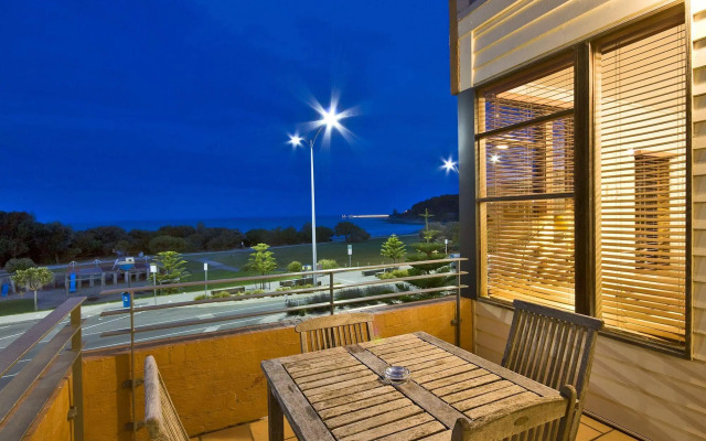 Lornebeach Apartments