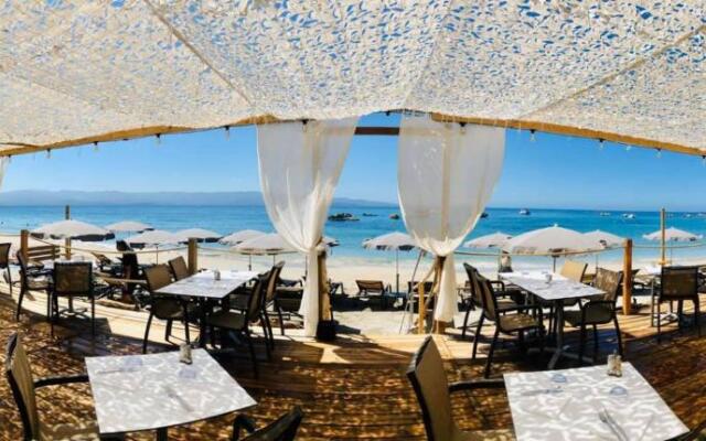 Palm Beach Hotel