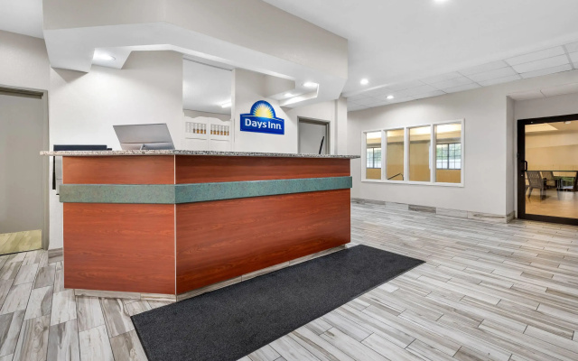 Days Inn by Wyndham near Kansas Speedway