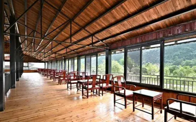 Yulong Yard (Yangshuo Yulong River Scenic Area)
