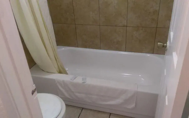 Best Inn & Suites Phoenix Airport Downtown