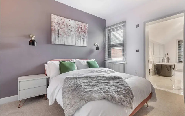 Host Stay Barton Road Retreat
