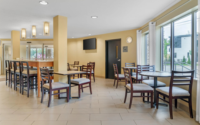 Best Western Plus Traverse City