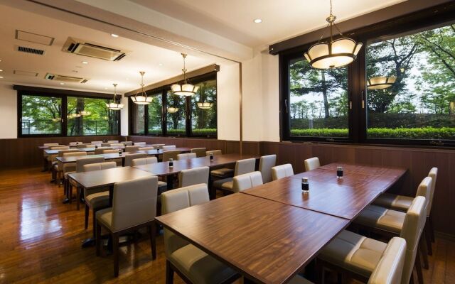 Hotel Alexander Royal Resort Yamanakako