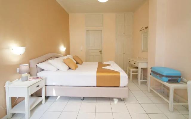 Studios Vrionis Panoramic Sunset