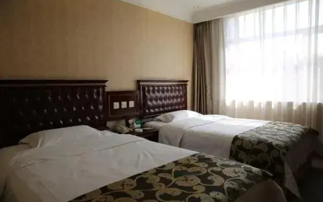Dunhua Eastern Business Hotel