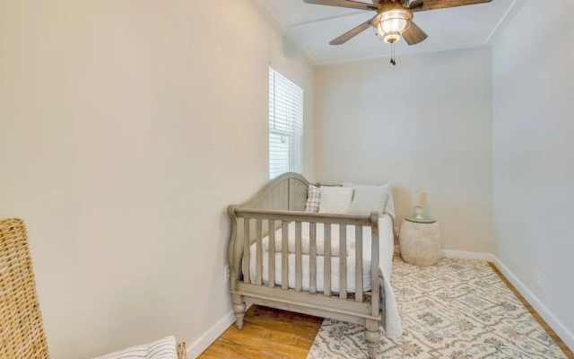 Cozy Ocala Retreat w/ Pool, Screened Lanai!