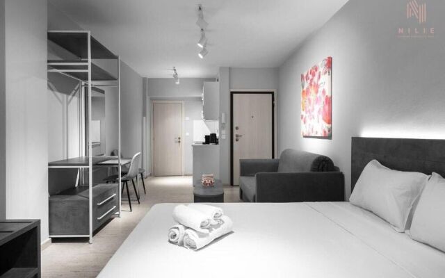 Modeco Nilie Hospitality MGMT