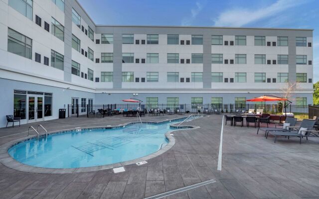 Cambria Hotel Nashville Airport