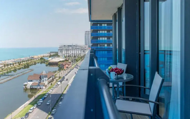 Orbi City Aparthotel