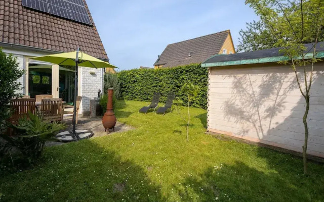 Nice Holiday Home Near Beach