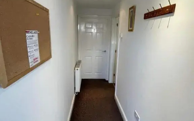 4 Laurel Court