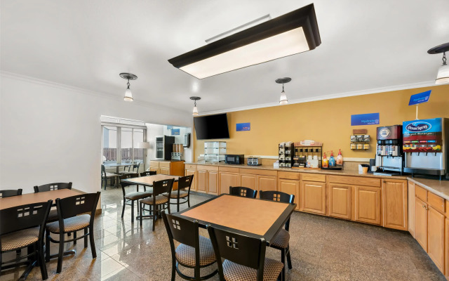 Best Western Chieftain Inn
