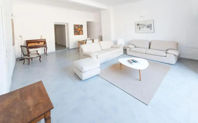 T3 Appartement HYPERCENTRE PROCHE COMMERCE- PARKING - 2 Chambres Wifi Gratuit