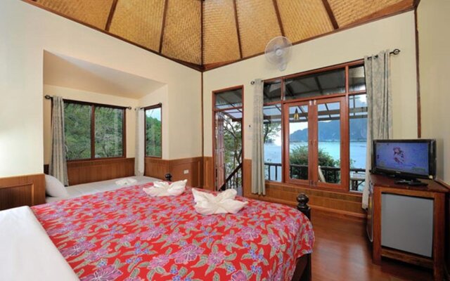 Sunwaree Phi Phi Resort