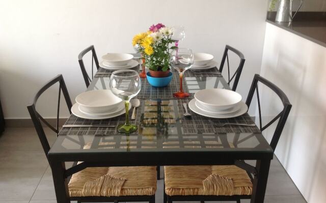 Lovely New Apartment With all Facilities