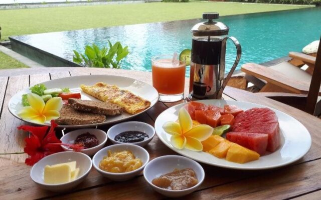 Villa Rumah Pantai Bali