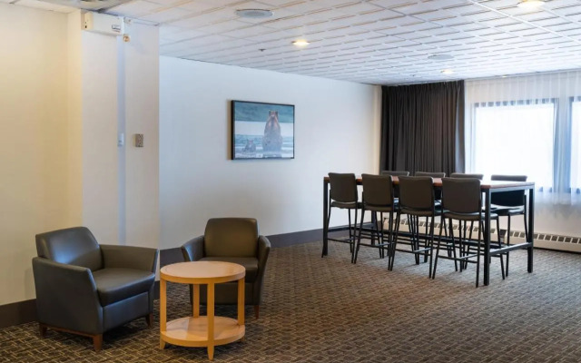 Sternwheeler Hotel & Conference Centre, Trademark by Wyndham