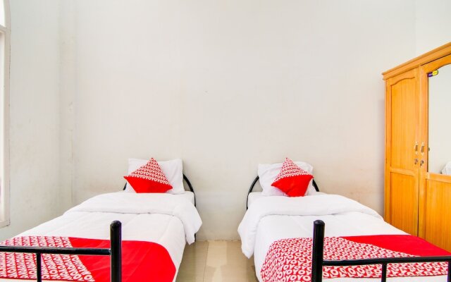 OYO 91514 Gedung Putih Inn Syariah