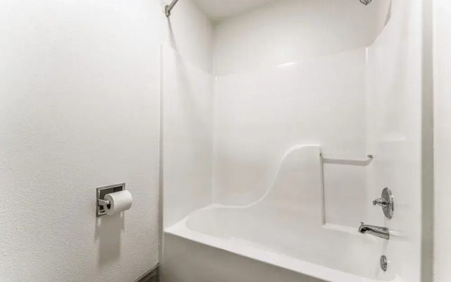 Metro Tempe Extended Stay