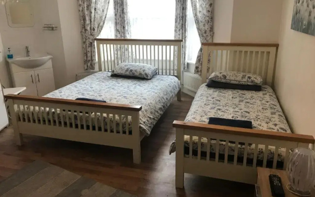 Abbey Lodge