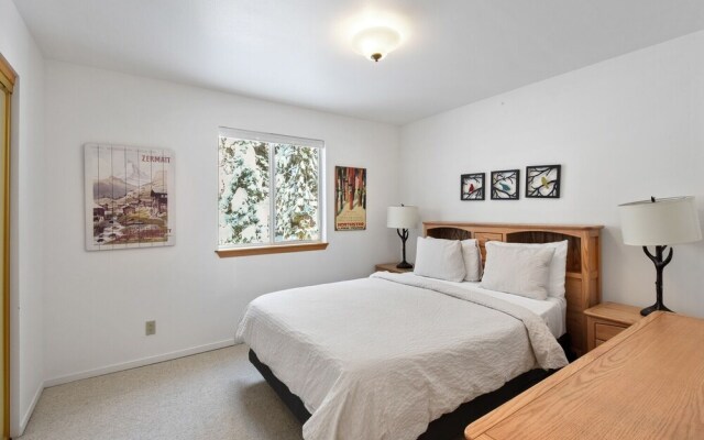 Kimball Dog Friendly Rental by RedAwning