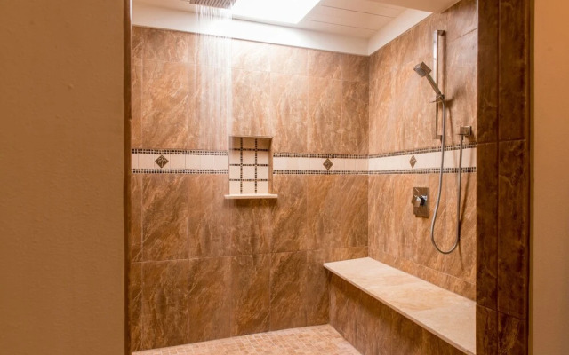 Paradise Bluff 3 Bedroom Home